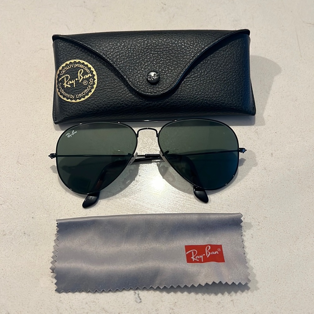 RayBan Aviator sunglasses